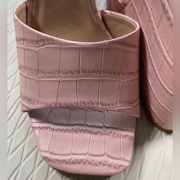 NWOB Steve Madden Women’s Veles Pink Croc Embossed Wedge 4” Heel - Size - Picture 7 of 8